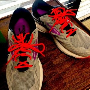 Brooks Brooks running shoes